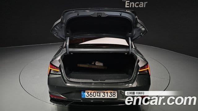 Hyundai Avante 2022 — Şəkil 20/20