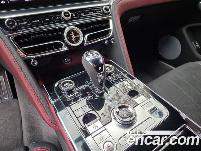 Bentley Flying Spur 2023 — Şəkil 7/20