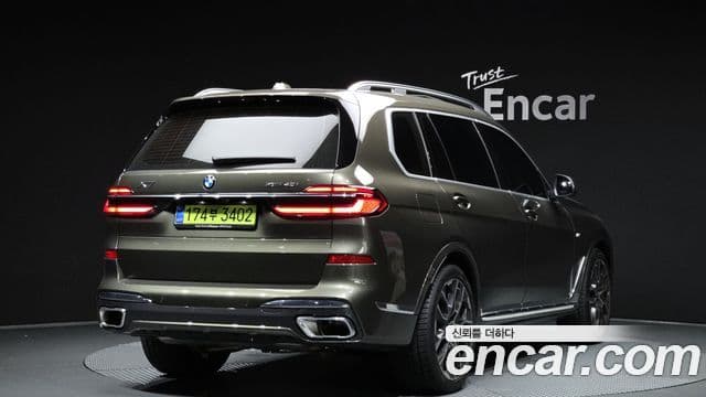 BMW X7 2025 — Фото 2/20