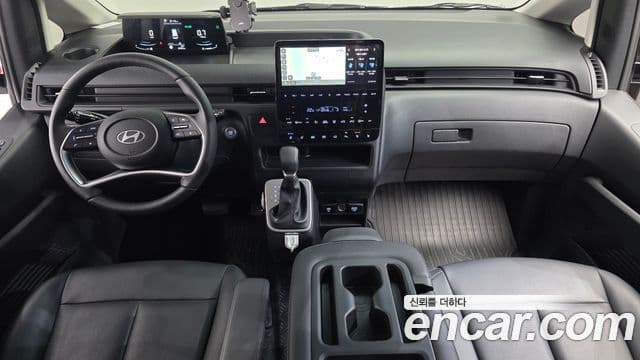 Hyundai Staria 2024 — ფოტო 7/20