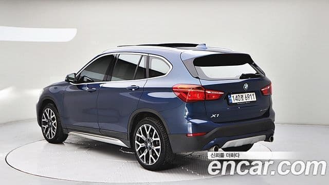 BMW X1 2022 — Фото 1/20