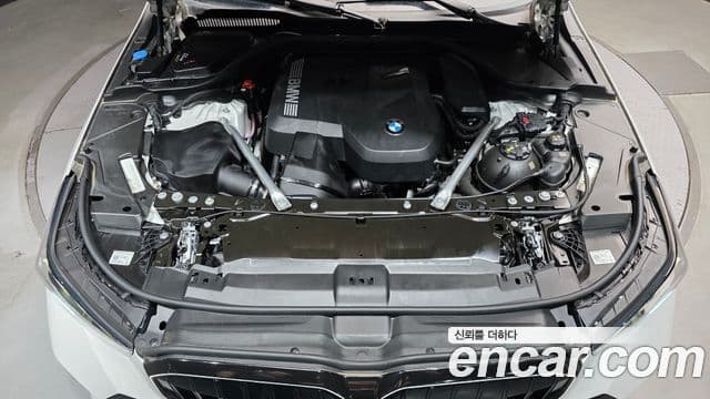 BMW 5 Series 2025 — Şəkil 6/20