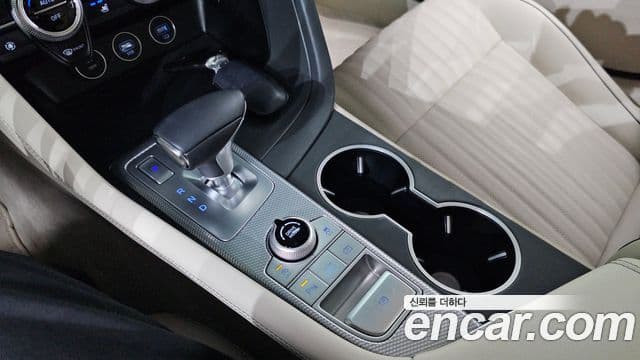 Genesis G70 2021 — Şəkil 9/20