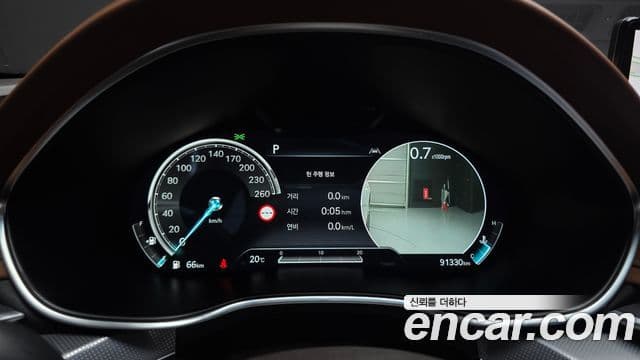 Genesis Electrified G80 2022 — ფოტო 8/20