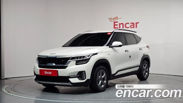 Kia Seltos 2022 — ფოტო 1/20