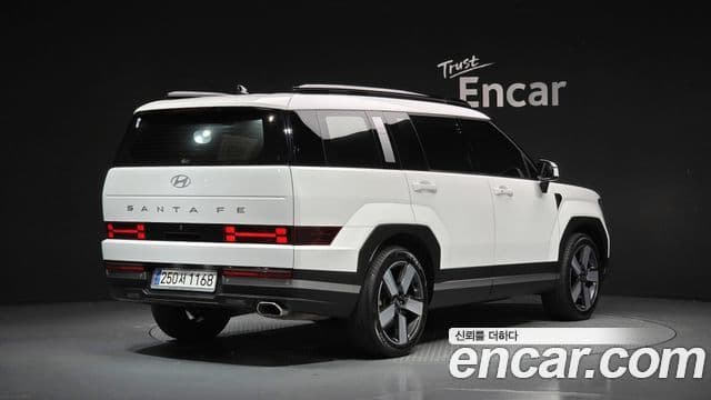 Hyundai Santa Fe 2023 — Фото 2/20