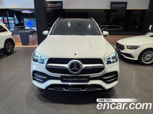 Mercedes-Benz GLE-Class 2021 — Фото 2/20