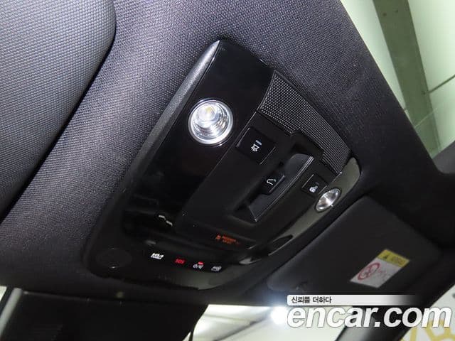 Kia Sportage 2021 — ფოტო 8/20