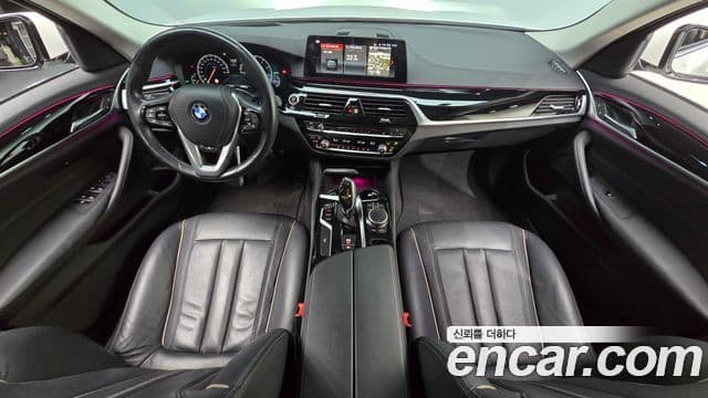 BMW 5 Series 2019 — Şəkil 7/20