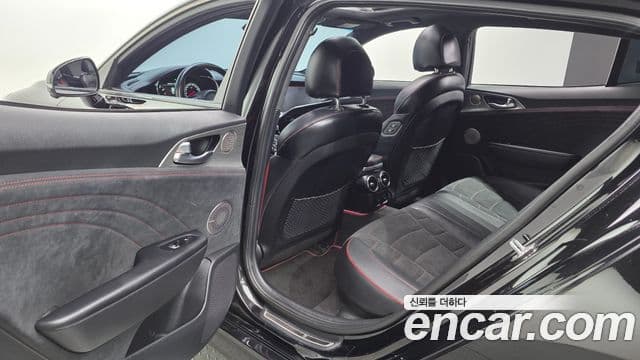 Kia Stinger 2022 — Şəkil 12/20