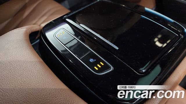 Genesis Electrified G80 2021 — ფოტო 19/20