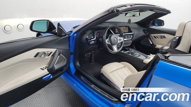 BMW Z4 2021 — фото 10 из 20