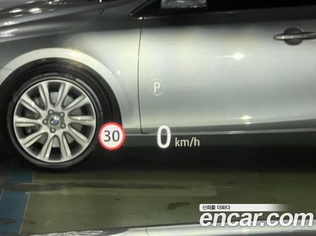 Land Rover Range Rover 2019 — ფოტო 19/20