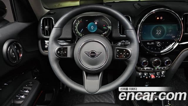 Mini Cooper Countryman 2024 — фото 12 из 20