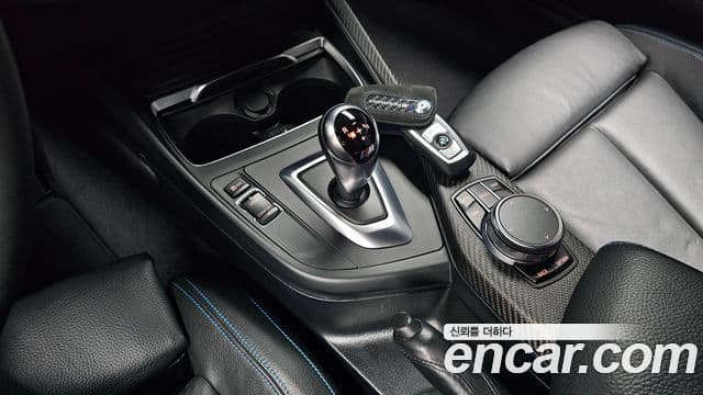 BMW M2 2018 — Şəkil 9/20