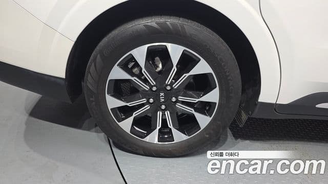 Kia Carnival 2020 — фото 5 из 20
