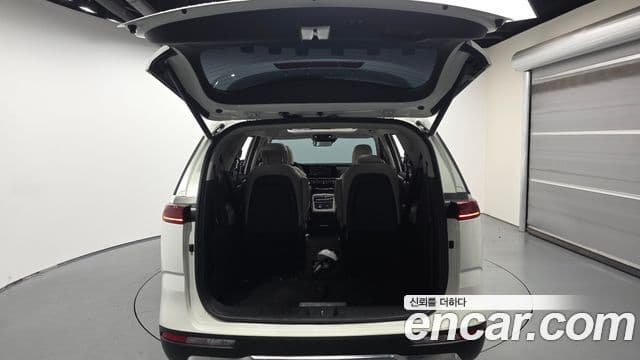 Kia Carnival 2020 — фото 20 из 20