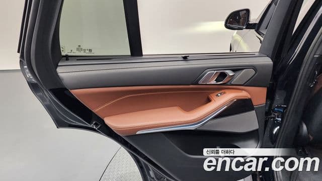 BMW X5 2025 — Photo 34/38