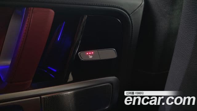 Mercedes-Benz G-Class 2020 — Şəkil 18/20