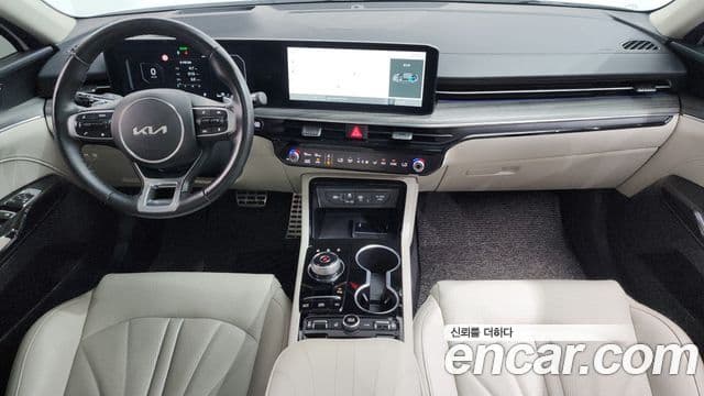 Kia K5 2023 — ფოტო 7/20