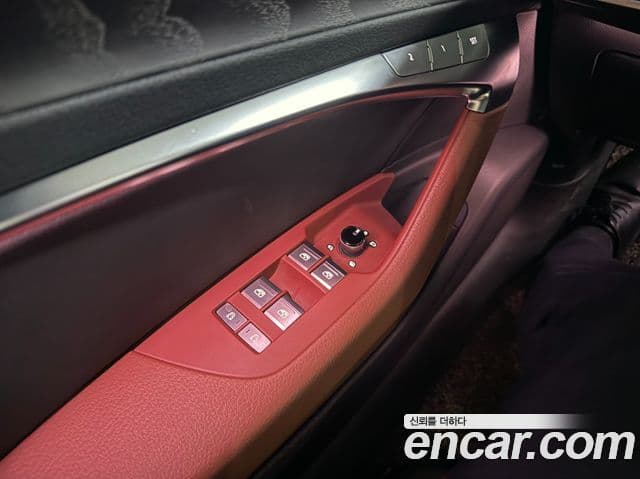 Audi A6 2021 — Şəkil 12/17