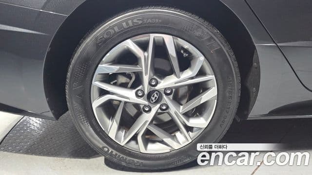 Hyundai Sonata 2021 — ფოტო 5/20