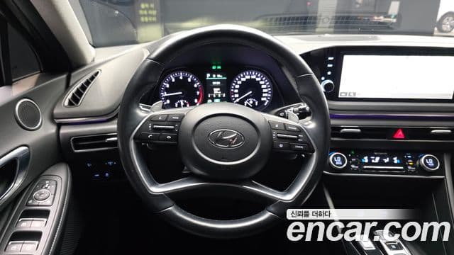 Hyundai Sonata 2021 — ფოტო 13/20