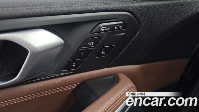 BMW X6 2021 — Photo 20/33