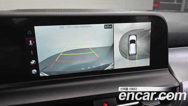 Kia Seltos 2023 — ფოტო 17/20