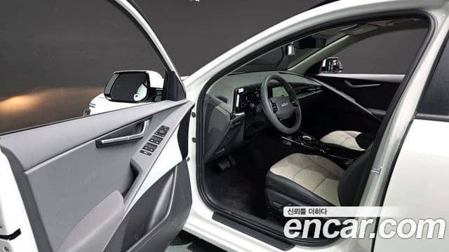 Kia Niro 2026 — Şəkil 9/20