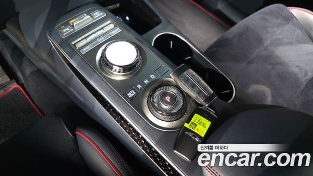 Genesis GV70 2021 — Şəkil 7/20