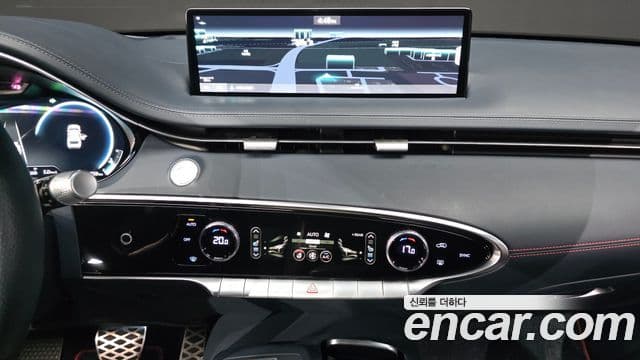 Genesis GV70 2021 — Şəkil 13/20