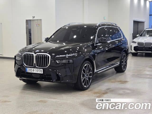BMW X7, 2025