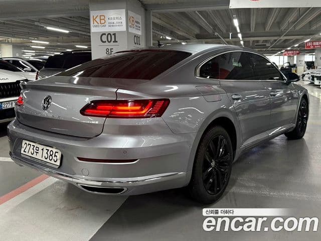 Volkswagen Arteon 2019 — ფოტო 4/20