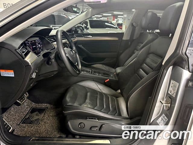 Volkswagen Arteon 2019 — ფოტო 10/20