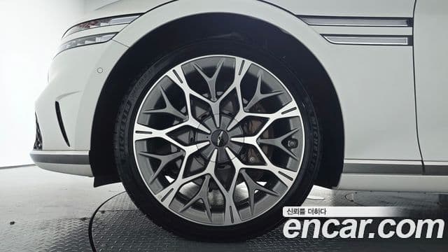 Genesis G90 2024 — ფოტო 5/20