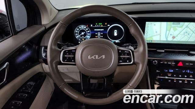 Kia Carnival 2023 — Фото 12/20