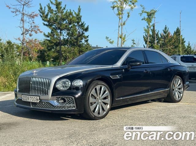 Bentley Flying Spur 2021 — ფოტო 20/20