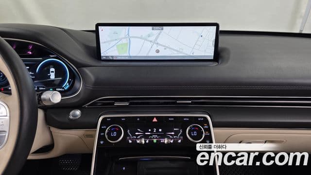 Genesis GV80 2020 — ფოტო 14/20