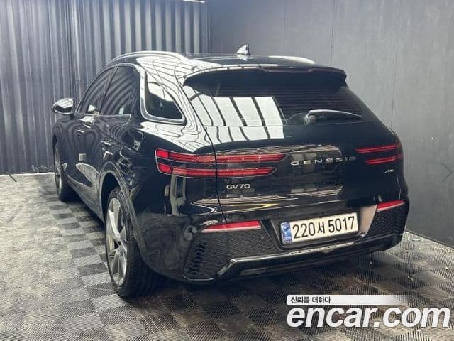 Genesis GV70 2021 — Şəkil 3/20