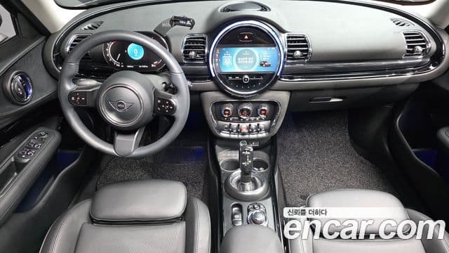 Mini Cooper Clubman 2023 — ფოტო 7/20