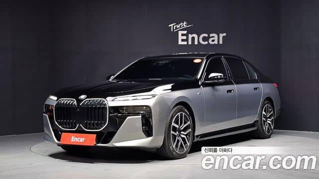 BMW 7 Series, 2022