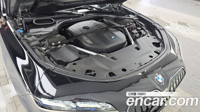 BMW 7 Series 2022 — ფოტო 6/20