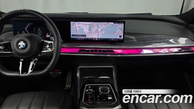 BMW 7 Series 2022 — ფოტო 14/20