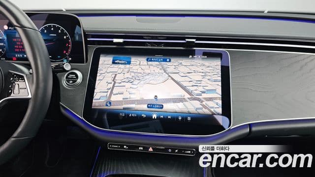Mercedes-Benz E-Class 2024 — Şəkil 14/20