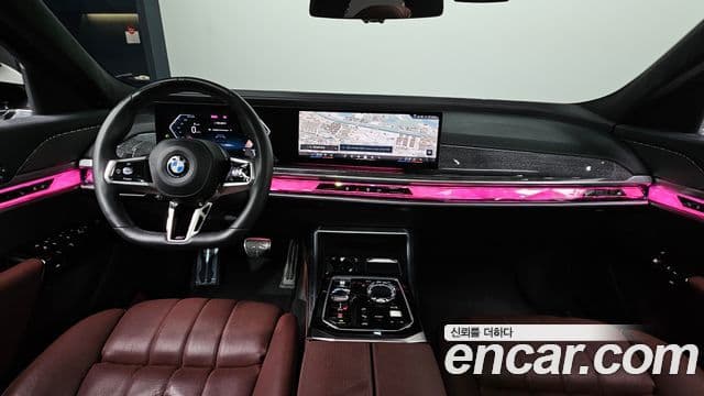 BMW 7 Series 2022 — ფოტო 7/20