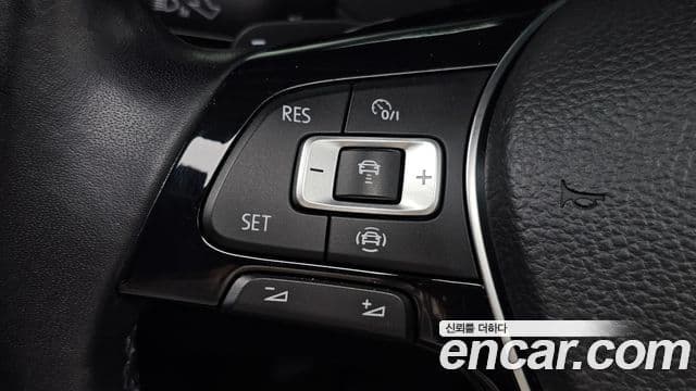 Volkswagen Tiguan 2020 — Фото 14/20
