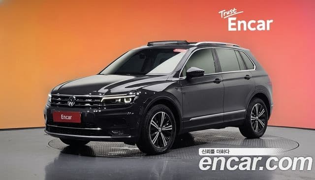 Volkswagen Tiguan 2020 — Фото 1/20