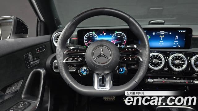 Mercedes-Benz A-Class 2025 — ფოტო 13/20