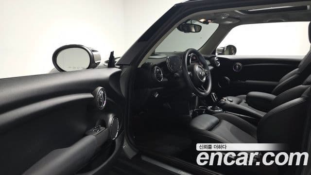 Mini Cooper 2021 — Şəkil 10/20